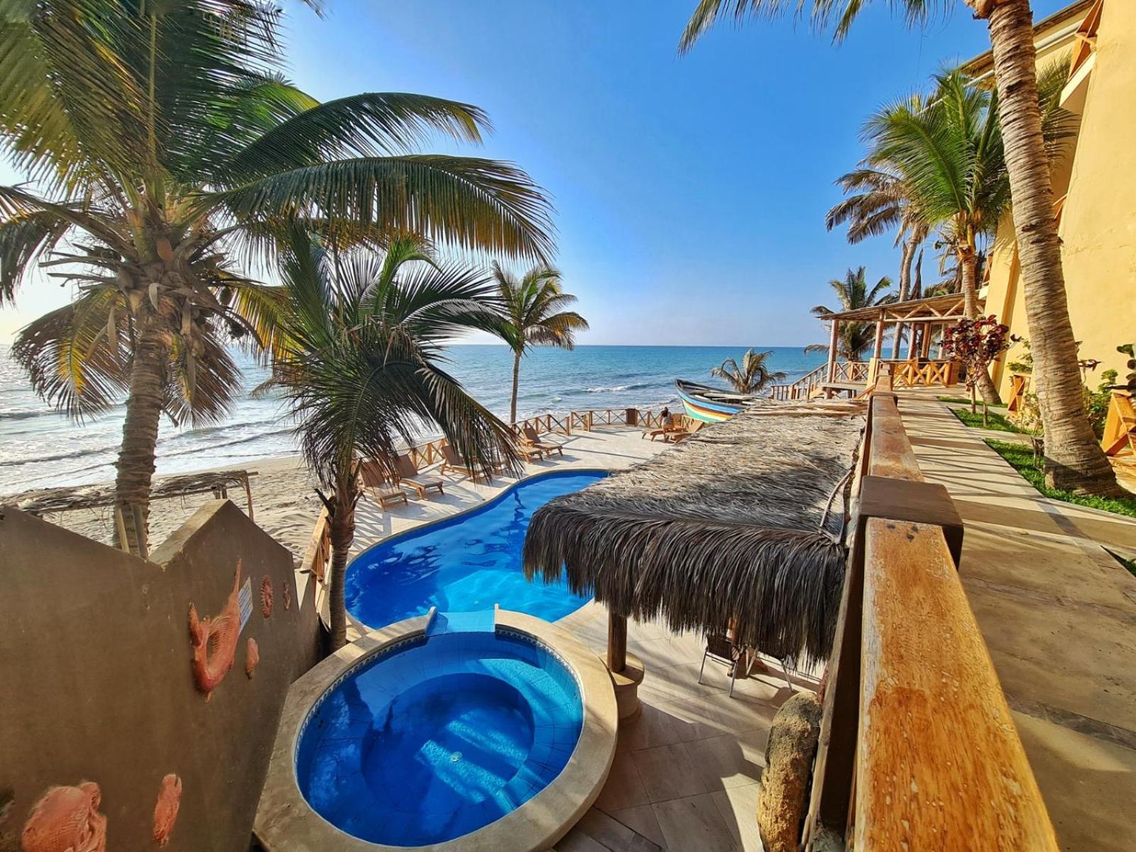 Mancora Beach Hotel (Adults Only) Exterior photo